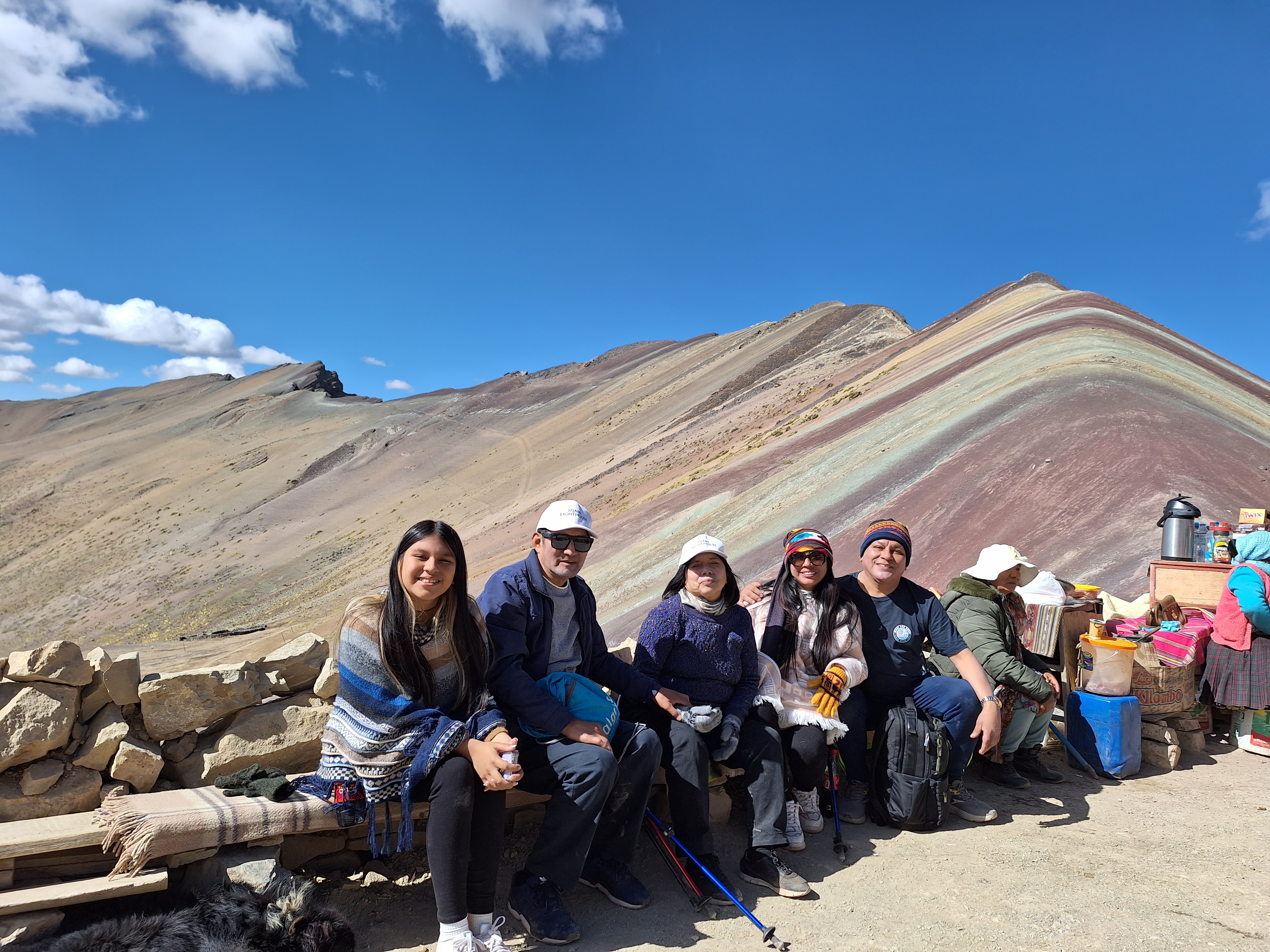 Rainbow Mountain + Sibinacocha 4 Days