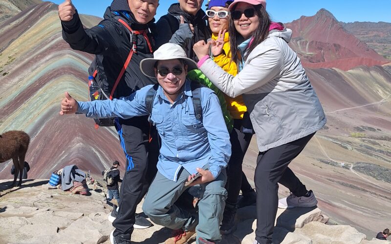 Rainbow Mountain Peru Trekking 2days